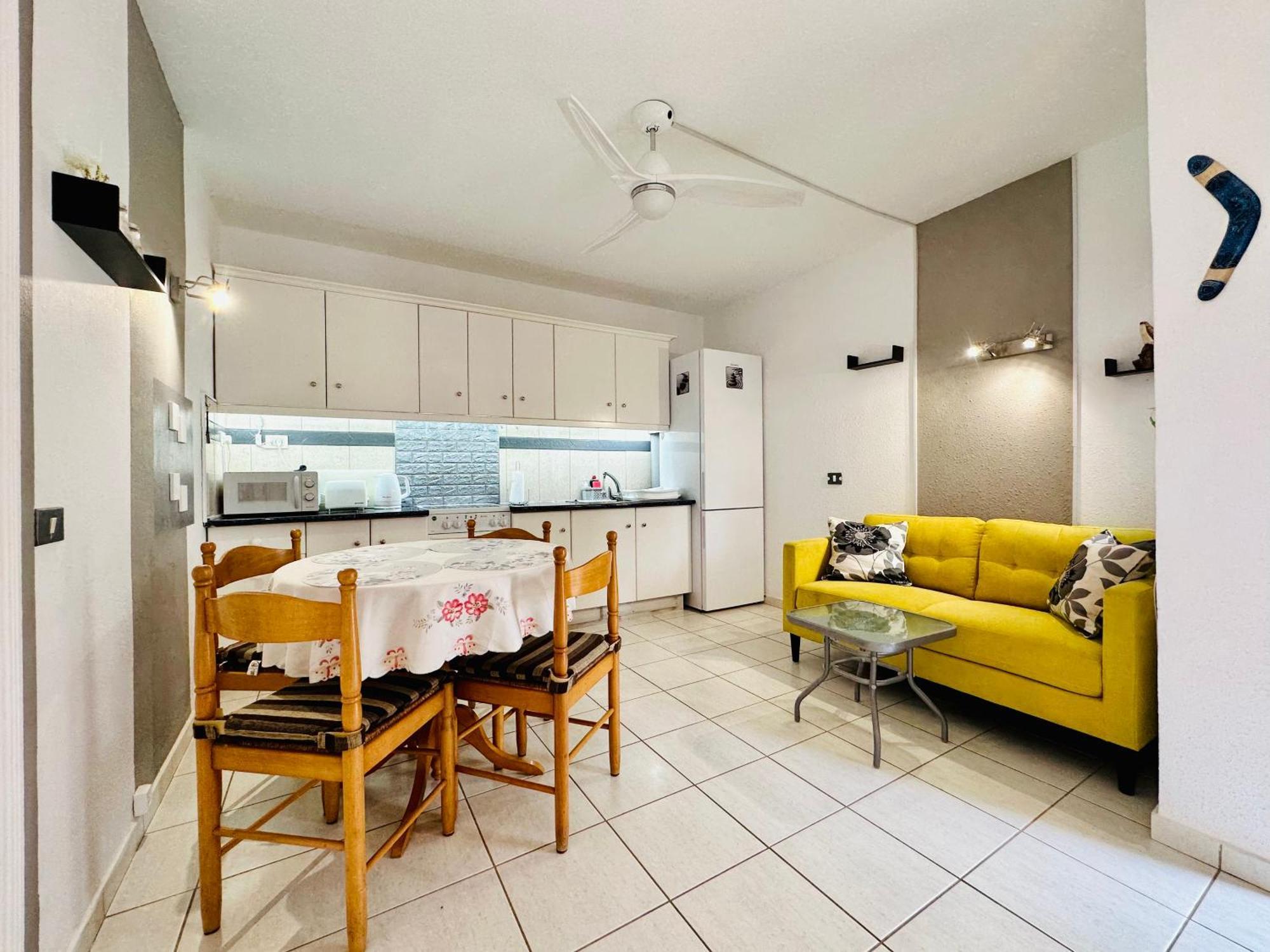 Quiet Apartment Chayofita Арона Екстериор снимка