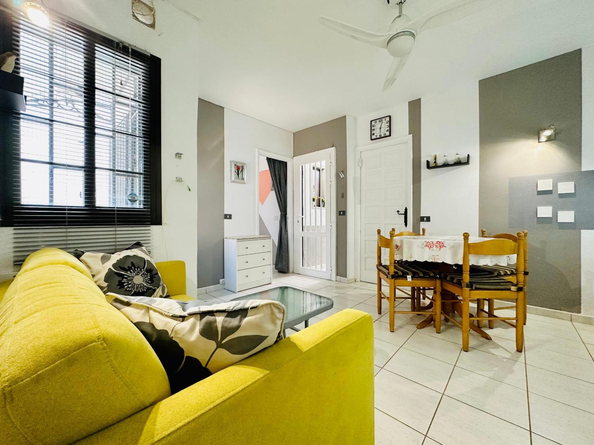 Quiet Apartment Chayofita Арона Екстериор снимка